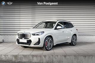 bmw-ix1-edrive20-67-kwh-m-sport-edi