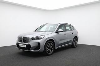 bmw-ix1-20-edrive-m-sport-full-led-