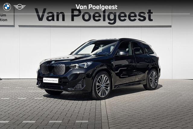 BMW iX1 xDrive30 | 67 kWh | M Sport | Panoramadak | Trekhaak