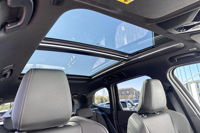 BMW iX1 xDrive30 | 67 kWh | M Sport | Panoramadak | Trekhaak