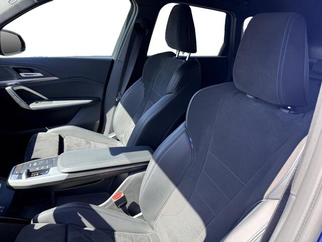BMW iX1 xDrive30 67 kWh | All-in prijs incl. 12 mnd BOVAG garantie | M-Sport pakket | Aviloo Accutest | Premium Pack