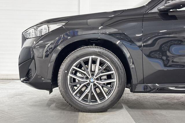 BMW iX1 eDrive20 | M-Sport | Premium Pack | Comfort Pack | Driving Assistant | Harman/Kardon | Comfort Access