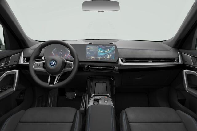 BMW iX1 eDrive20 67 kWh M Sport Edition | M Sportpakket Pro | Premium Pack | Travel Pack