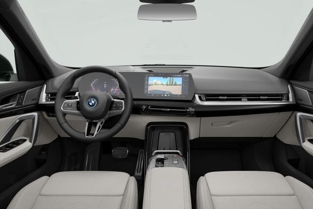 BMW iX1 eDrive20 67 kWh M Sport Edition | M Sportpakket Pro | Innovation Pack | Travel Pack | Trekhaak