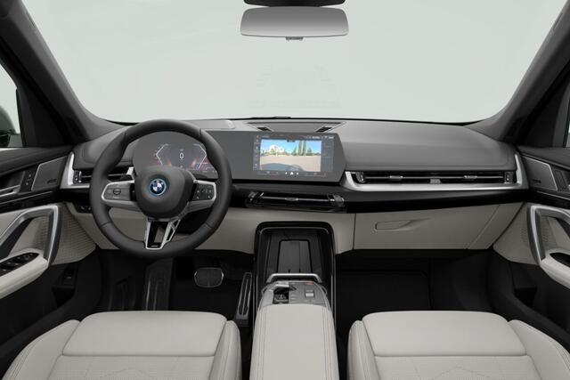 BMW iX1 eDrive20 67 kWh M Sport Edition | M Sportpakket Pro | Innovation Pack | Travel Pack | Trekhaak