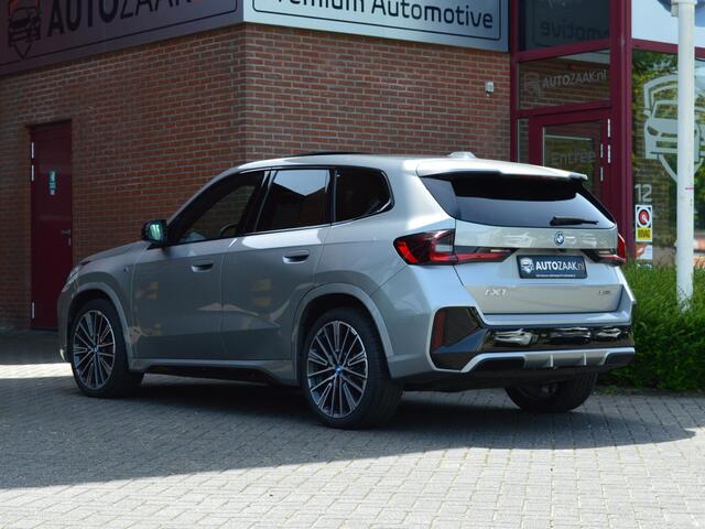 BMW iX1 xDrive30 M Sport | Innovation Pack | VOL