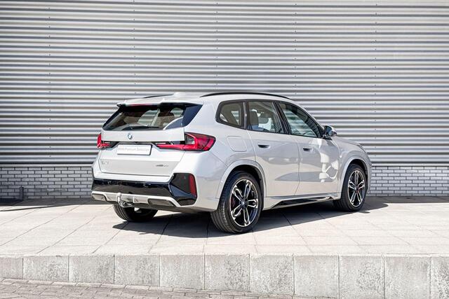BMW iX1 eDrive20 67 kWh