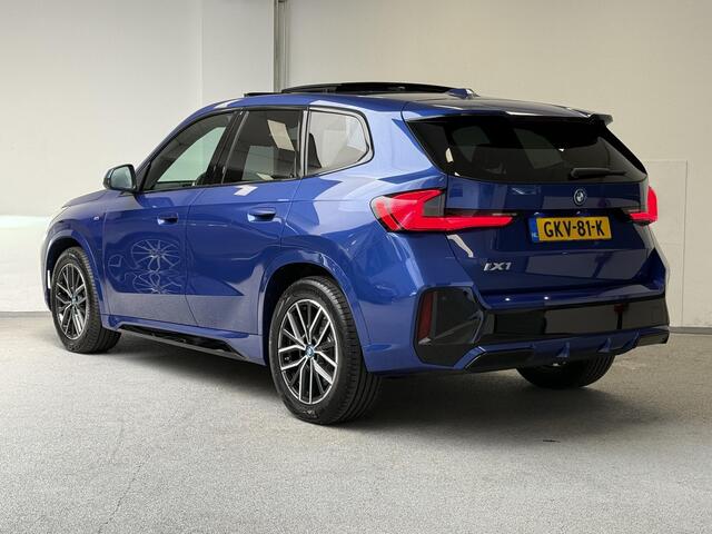 BMW iX1 eDrive20 67 kWh M-Sport | SOH 98% | PANO | CAMERA | CARPLAY |