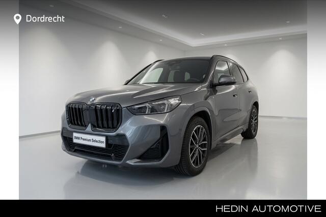 BMW iX1 xDrive30 Launch Edition 67 kWh | Grijze Wrap |