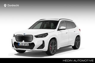bmw-ix1-edrive20-67-kwh--m-sportpa