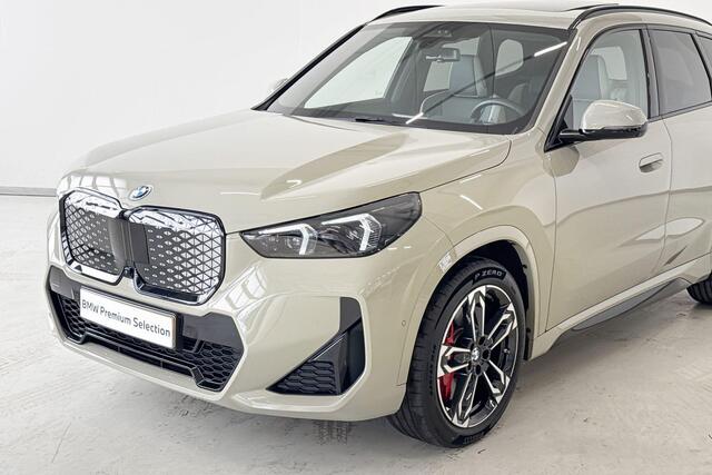 BMW iX1 eDrive20 Innovation Pack M Sportpakket Pro Aut.