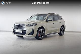 bmw-ix1-edrive20-innovation-pack-m-