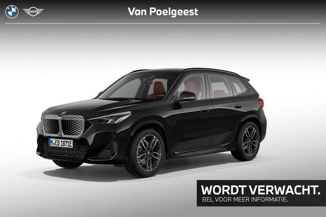 BMW iX1 xDrive30 67 kWh M Sport Edition