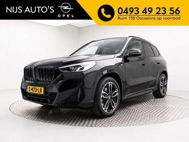BMW iX1 xDrive30 Launch Ed. | M & Premium Pack | M Styling SportStoelen | 67 kWh | Panoramadak | 313 pk | AWD | Camera + PDC | Keyless | 19 Inch | Navi Full Map