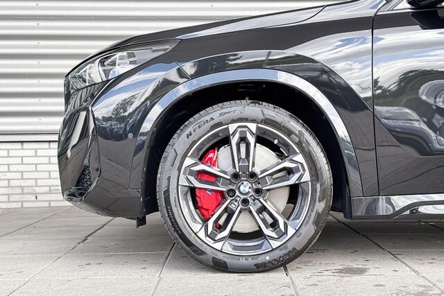 BMW iX1 eDrive20 67 kWh M Sport Edition