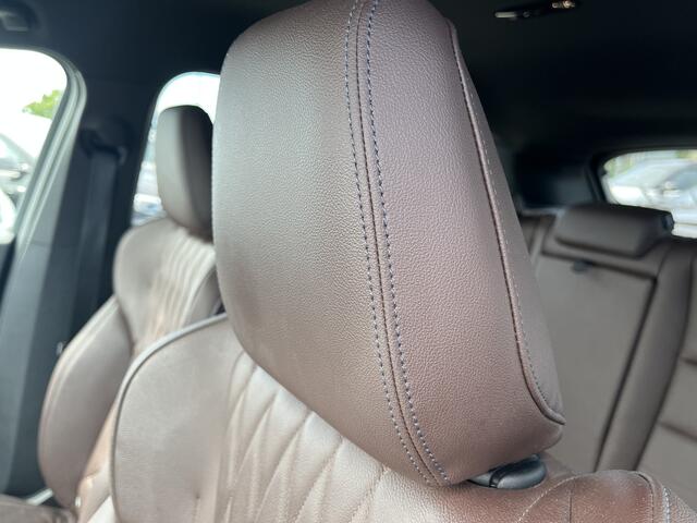 BMW iX1 xDrive30 67 kWh | M-Sport | Stoel/- stuurverwarming | Trekhaak | Driving Assistant Plus | Elektrische stoelen