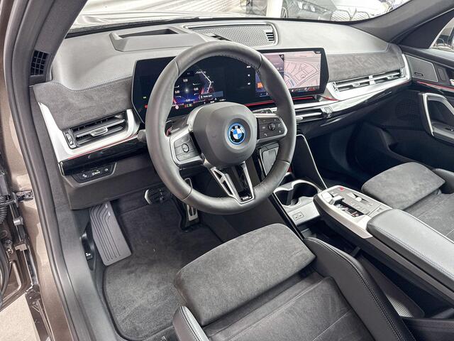 BMW iX1 eDrive20 67 kWh M Sport Edition