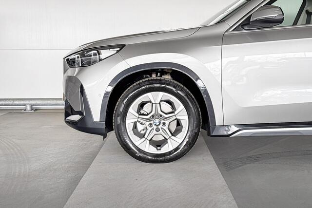 BMW iX1 eDrive20 Pure Edition 67 kWh