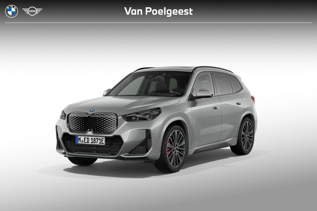 BMW iX1 xDrive30 67 kWh M Sport Edition | M Sportpakket Pro | Innovation Pack | Comfort Pack | Travel Pack | Trekhaak