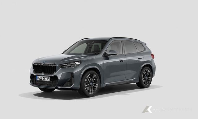 BMW iX1 xDrive30 M Sport | Trekhaak | Head-Up | Harman/Kardon | Driving Ass. + | 360 Camera | Adaptief M-Onderstel |