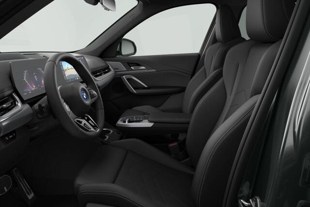 BMW iX1 xDrive30 67 kWh M Sport Edition | M Sportpakket Pro | Innovation Pack | Comfort Pack | Travel Pack | Trekhaak