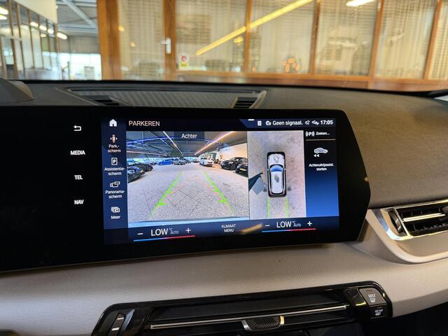 BMW iX1 xDrive30 Launch Edition 67 kWh | HUD | 360 | Keyles | BTW | LED |