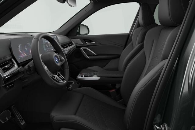 BMW iX1 xDrive30 67 kWh M Sport Edition | M Sportpakket Pro | Premium Pack | Travel Pack