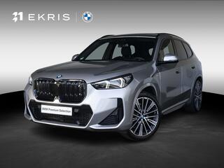 BMW iX1 xDrive30 | M Sportpakket | Driving Assis