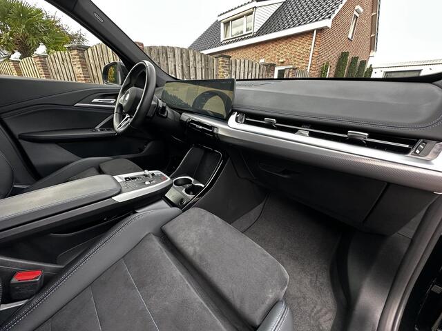 BMW iX1 xDrive30 67 kWh M Sport Edition – foto 8