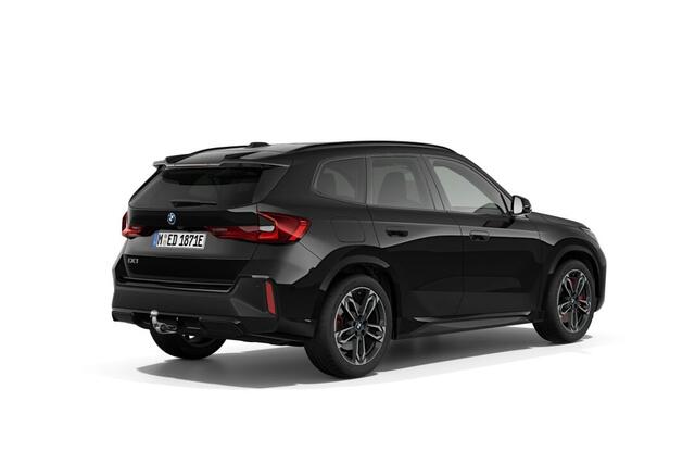 BMW iX1 eDrive20 67 kWh M Sport Edition | M Sportpakket Pro | Innovation Pack | Comfort Pack | Travel Pack | Trekhaak