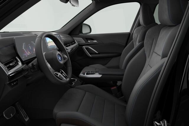 BMW iX1 eDrive20 67 kWh M Sport Edition | M Sportpakket Pro | Innovation Pack | Comfort Pack | Travel Pack | Trekhaak