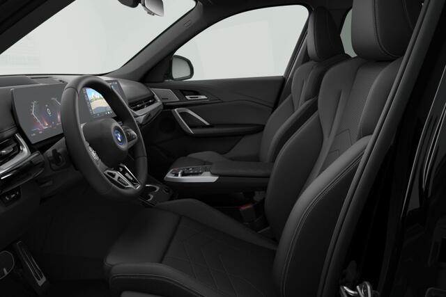 BMW iX1 eDrive20 67 kWh M Sport Edition | M Sportpakket Pro | Innovation Pack | Comfort Pack | Travel Pack | Trekhaak
