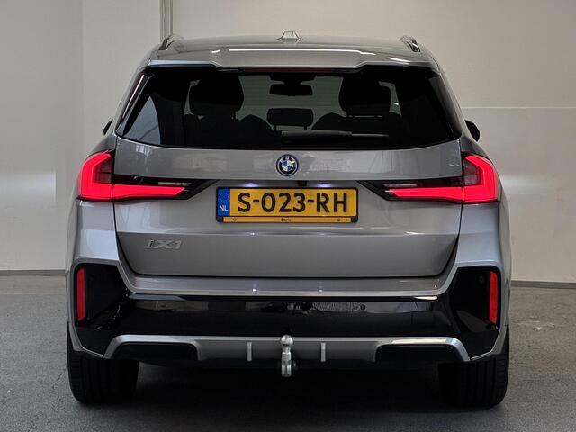 BMW iX1 xDrive30 M-Sport Launch Edition 67 kWh | TREKHAAK | H&K | LASERLIGHT |