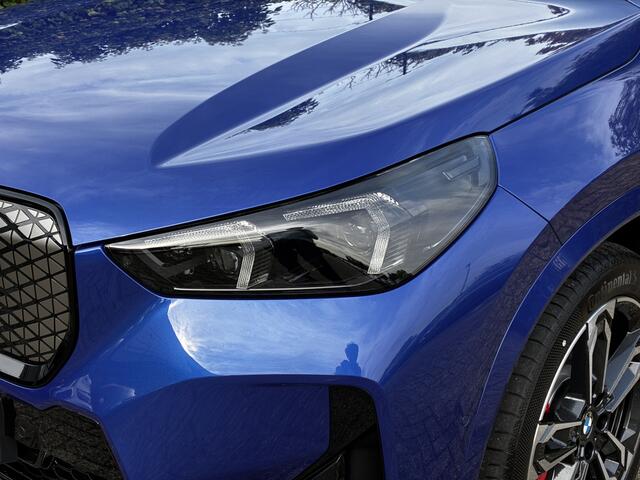 BMW iX1 eDrive20 | M-Sport Pro | 19'' | Panorama | Driv. Ass. Plus | Head-Up | Stuur + Stoelverw. | Elek. Trekhaak
