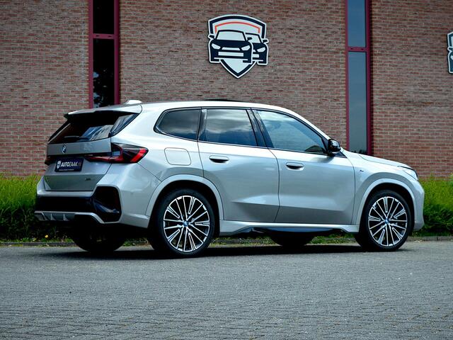 BMW iX1 xDrive30 M Sport | Innovation Pack | SOH 98%