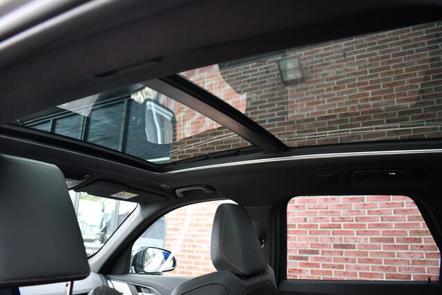BMW iX1 xDrive30 M-Sport Pano ACC Trekh E-zetels HUD H/K Massage