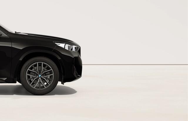 BMW iX1 eDrive20 - M-Sport - Pano - Trekhaak - ACC - Memoryzetel – foto 8