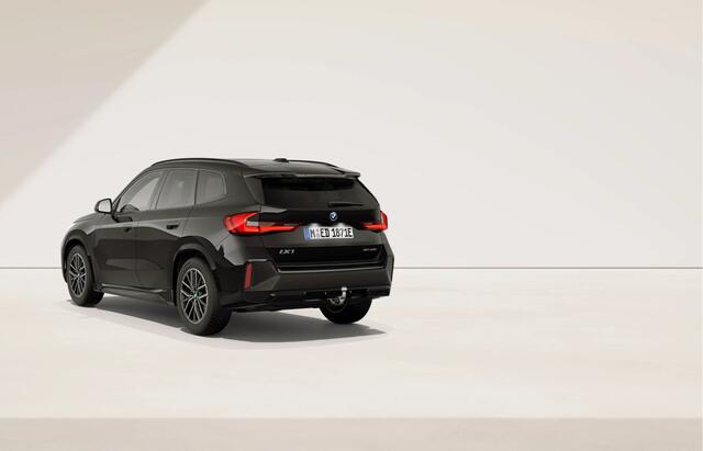 BMW iX1 eDrive20 - M-Sport - Pano - Trekhaak - ACC - Memoryzetel – foto 9