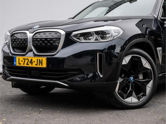 BMW iX3 High Executive 80 kWh SOH 96% Trekhaak/ Leer/ Sportstoelen/ Panoramadak/ Harman-Kardon/ Head up/ Sfeerverlichting/ 360 Camera
