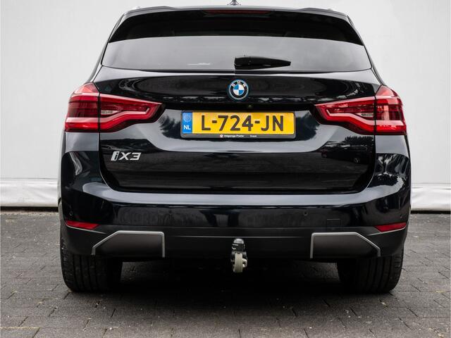BMW iX3 High Executive 80 kWh SOH 96% Trekhaak/ Leer/ Sportstoelen/ Panoramadak/ Harman-Kardon/ Head up/ Sfeerverlichting/ 360 Camera