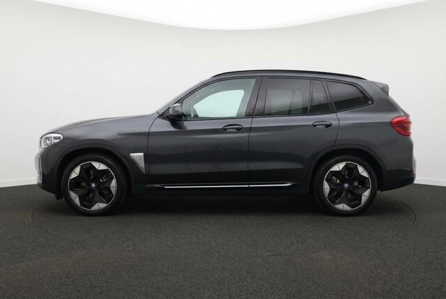 BMW iX3 High Executive 80 kWh Pano | Trekhaak | Harman Kardon | HUD | 360° Camera – foto 2