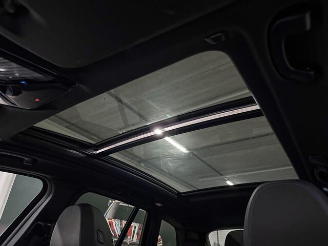 BMW iX3 High Executive | Comfort Access | Trekhaak | Head-Up Display | Harman/Kardon | Parking Assistant Plus