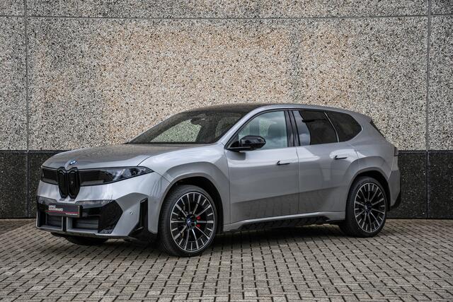 BMW iX3 50 xDrive 113 kWh