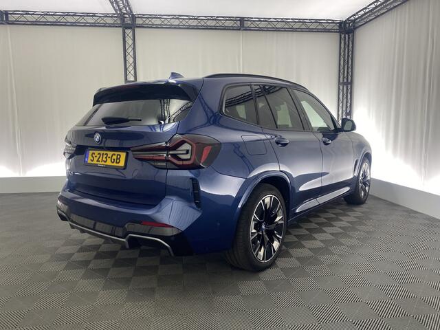 BMW iX3 High Executive 80 kWh Automaat | Pano | CarPlay | H&K | Memory Stoel | 360' Camera |