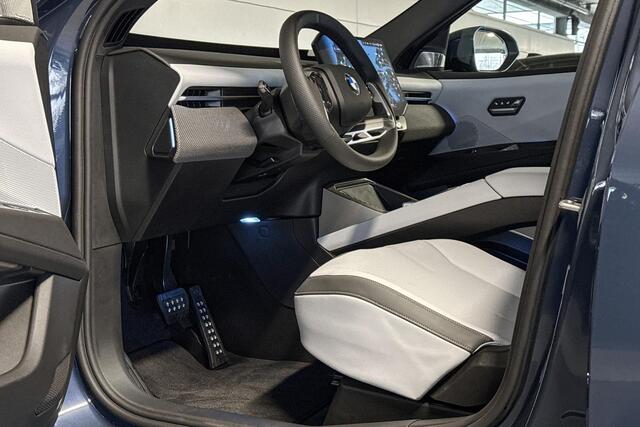 BMW iX3 50 xDrive 113 kWh | M Sportpakket | Innovation Pack | Trekhaak | Huisselectie