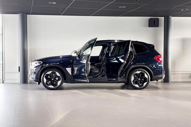 BMW iX3 High Executive 80 kWh | Glazen Panoramadak | Stoelverwarming | Harman Kardon | Head-Up Display |