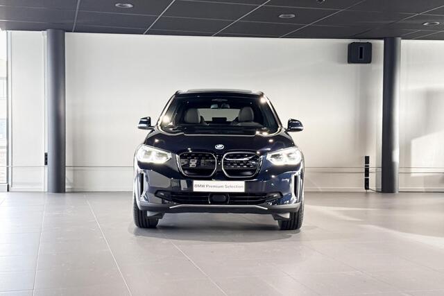 BMW iX3 High Executive 80 kWh | Glazen Panoramadak | Stoelverwarming | Harman Kardon | Head-Up Display |