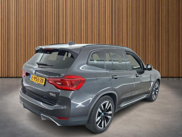 BMW iX3 Executive 80 kWh 3-Fase 1e-Eig. & Dealer-Onderh. BOVAG-Garantie. NL-Auto.