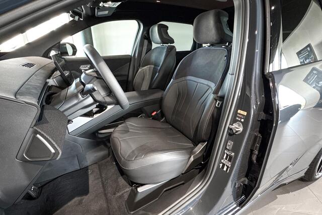 BMW iX3 40 eDrive 83 kWh | M Sport | Glazen Panoramadak | Harman Kardon | Massagestoelen | Trekhaak |