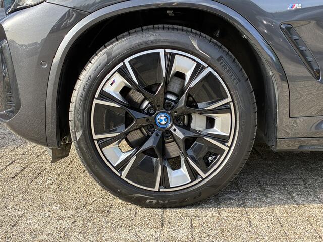 BMW iX3 | M-Sport | Driving ass. Prof | Park ass. | Panorama | 20'' | Camera